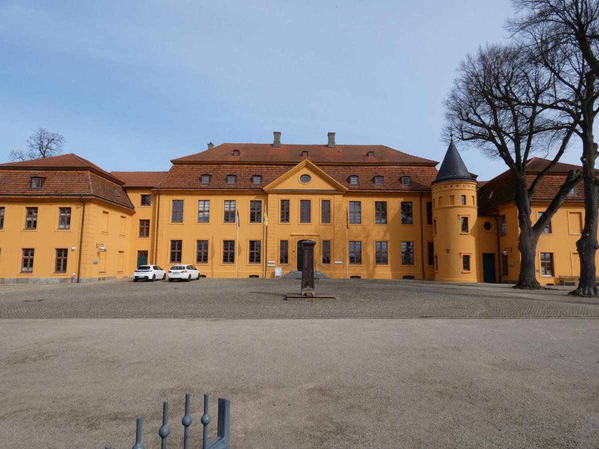 Ferienwohnung Am Schloss Reuterstadt Stavenhagen Buitenkant foto